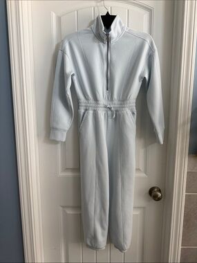 abercrombie kids light blue crewneck top